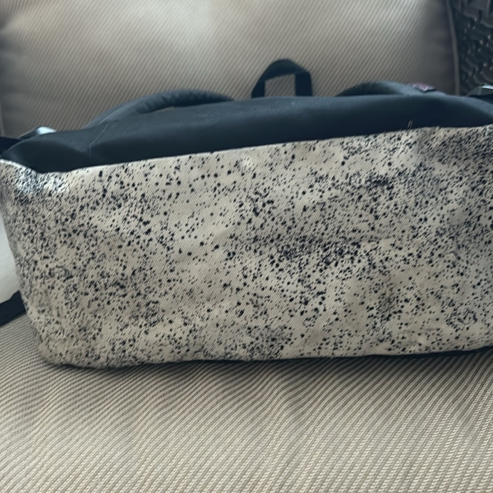Jansport backpack. In good condition. - Picture 3 of 5